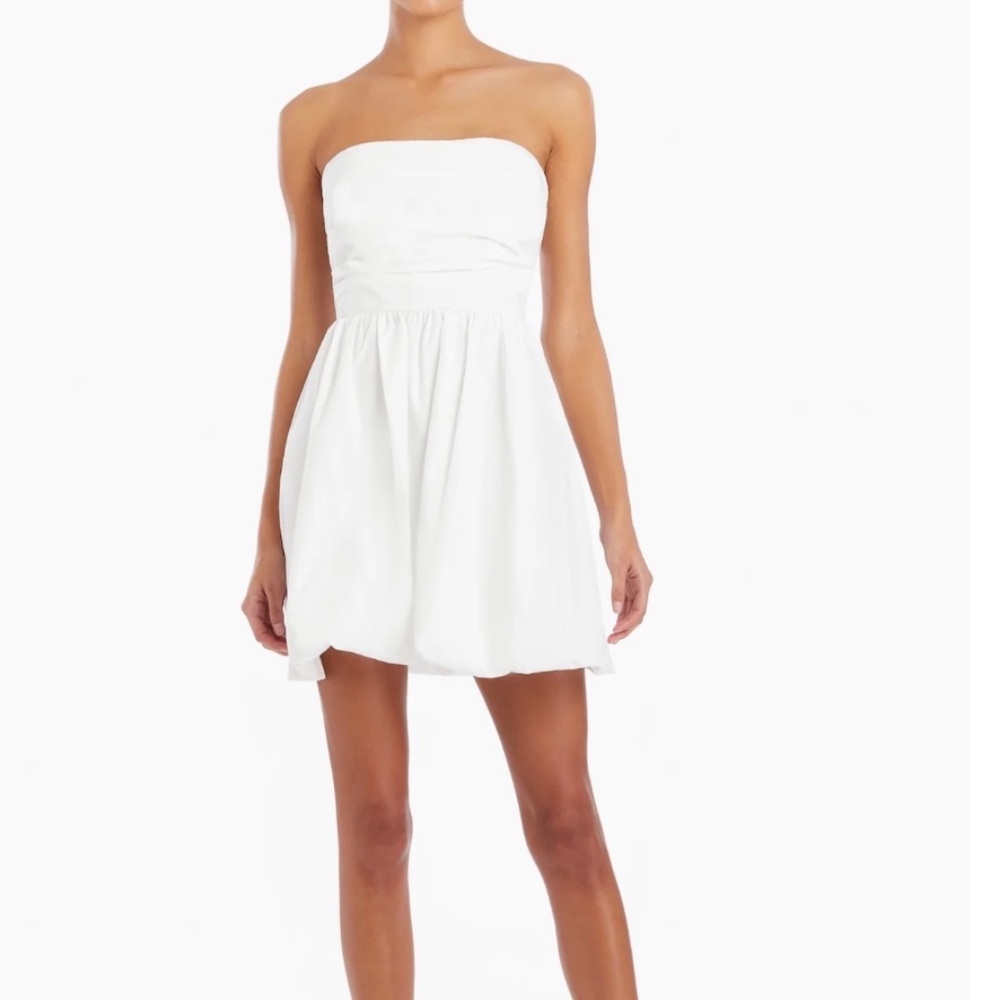 AMANDA UPRICHARD Oscar Dress